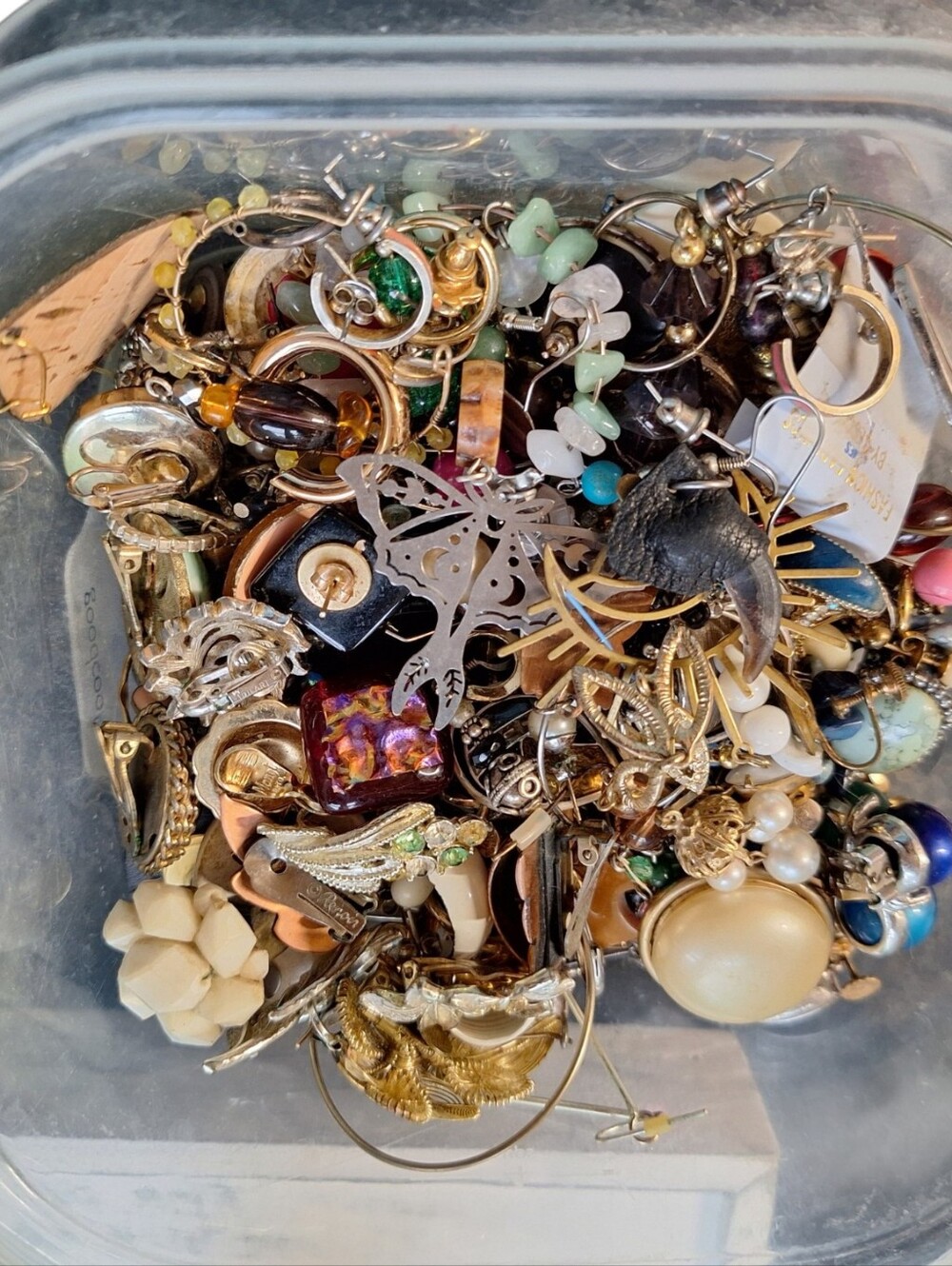 1.75 LB Vintage to Now single earrings lot fun to dig DIY Crafting Unchecked